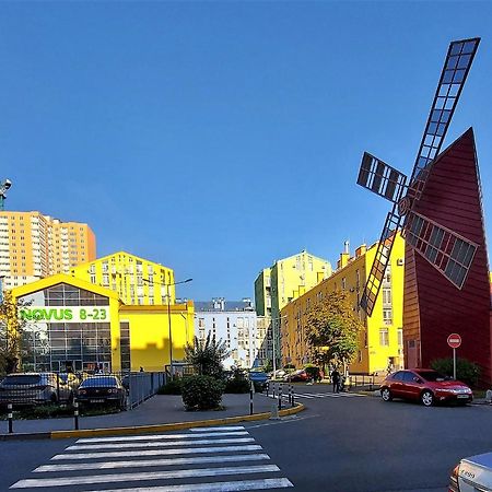 Смарт-Апартаменти На 1 Поверсі Kiew Exterior foto